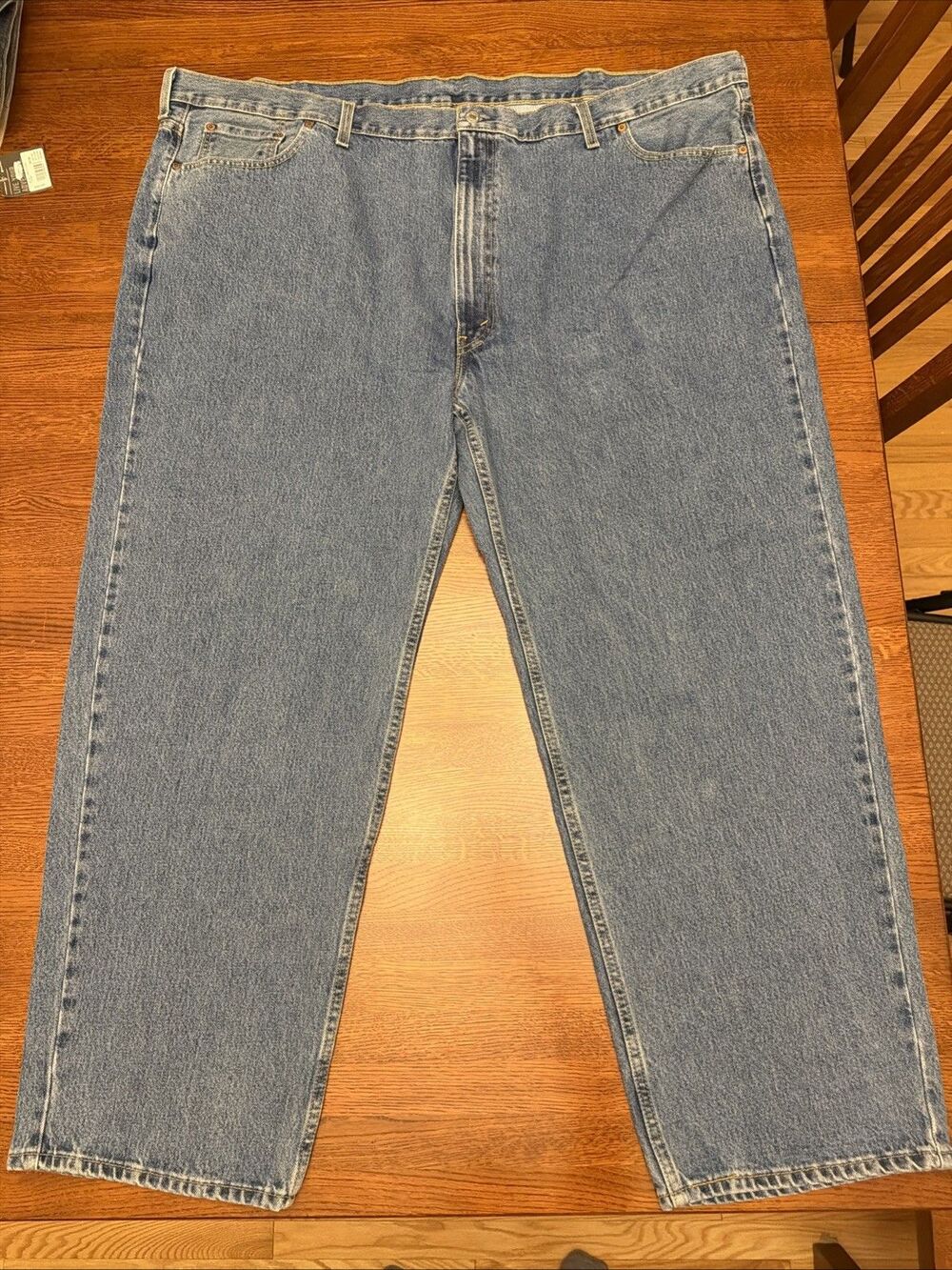 Levi's 550 Jeans Mens 54x32 Relaxed Fit Straight Leg Medium Wash